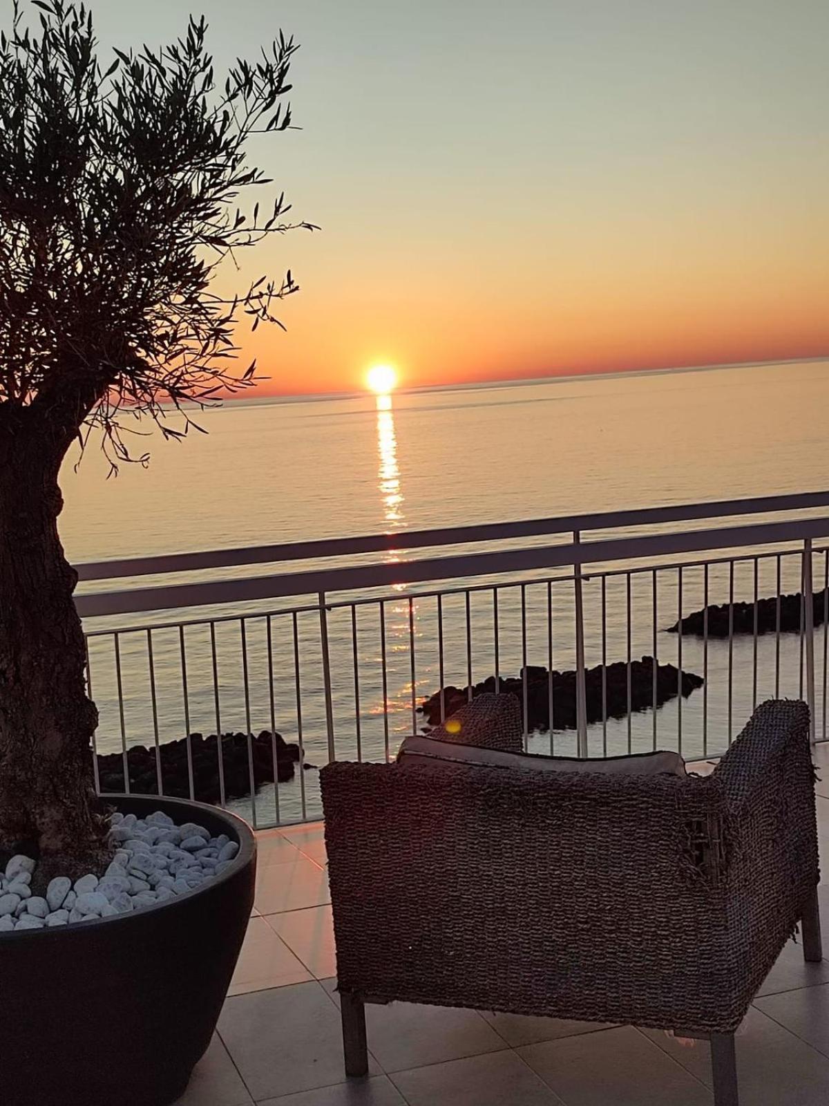 Thomas Sea View Torre del Greco Exterior foto